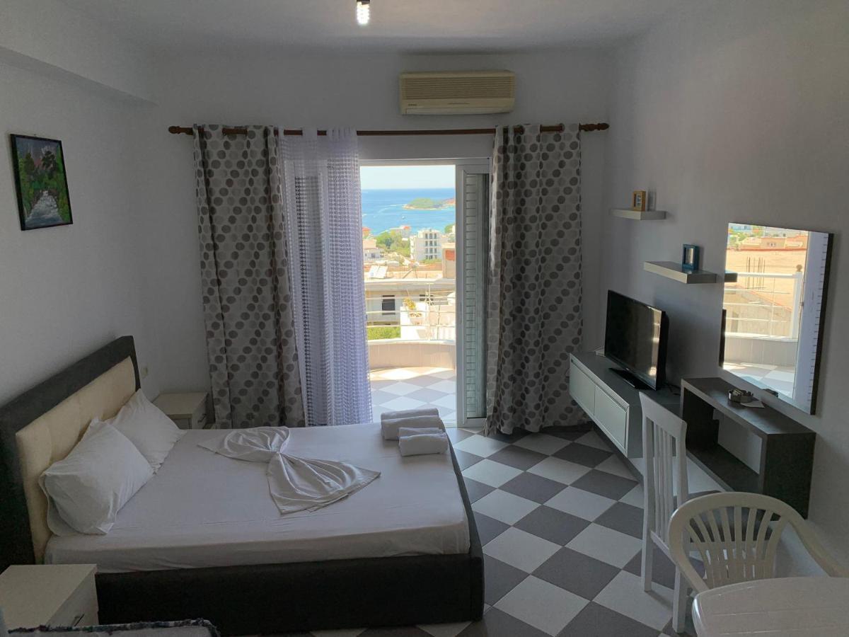 Henardi Apartments Ksamil Bagian luar foto