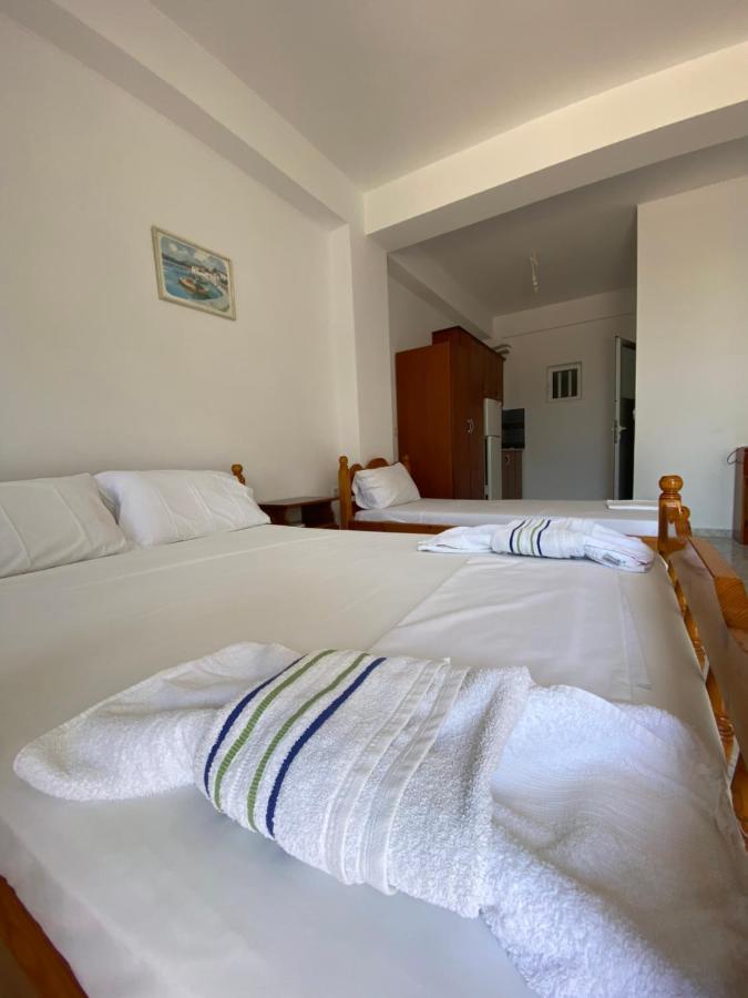 Henardi Apartments Ksamil Bagian luar foto